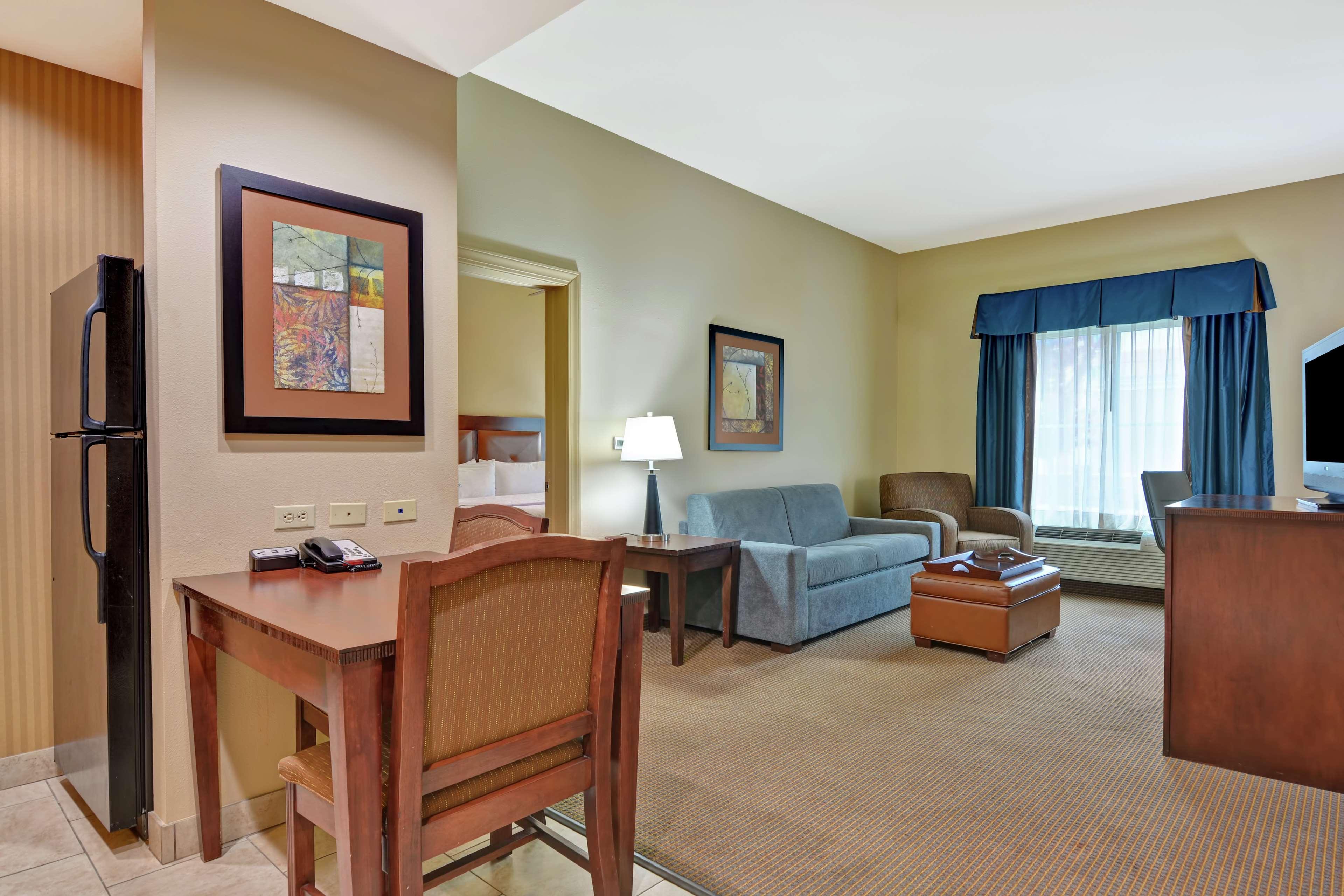 Homewood Suites By Hilton Fayetteville Exterior photo